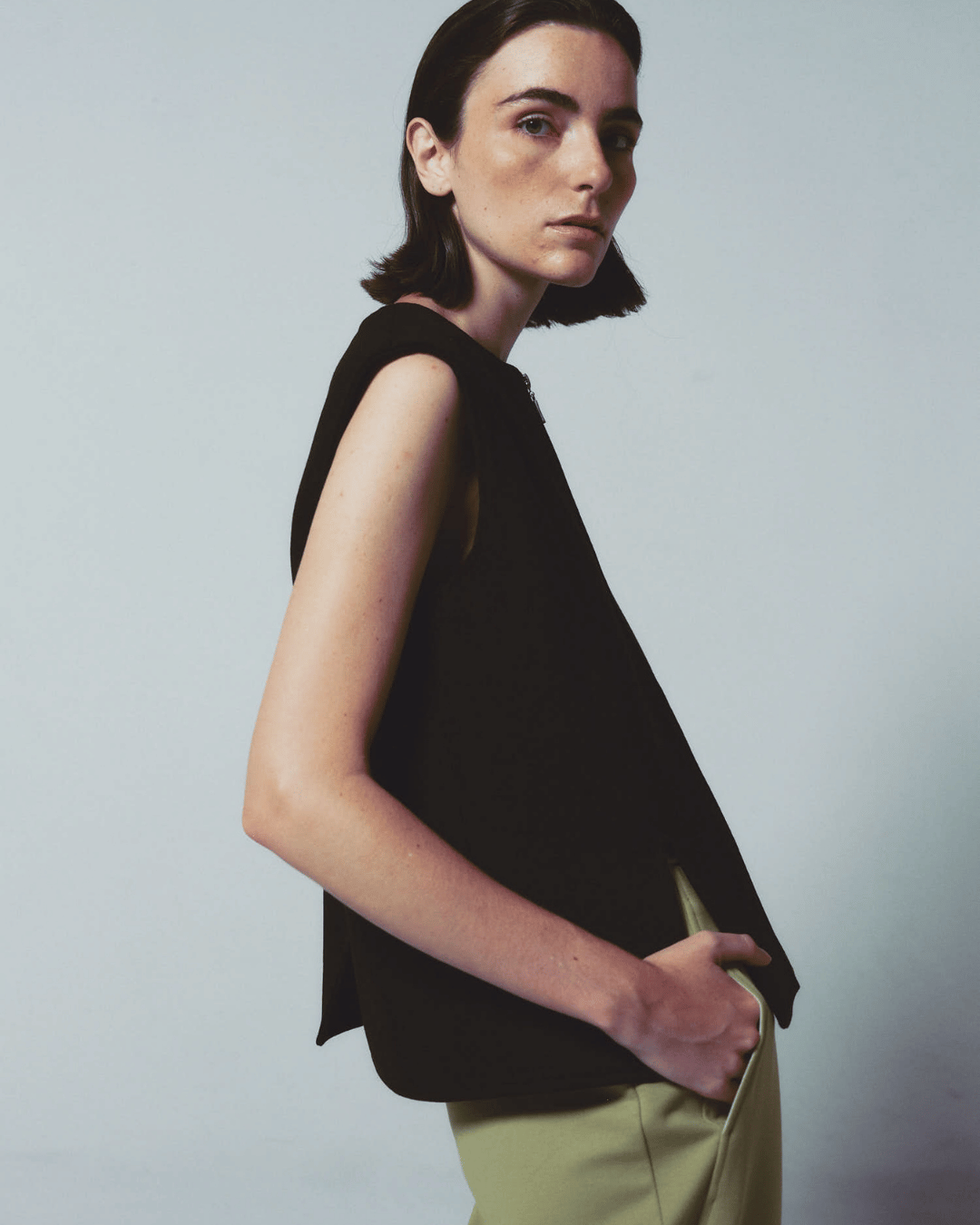 ELARA VEST