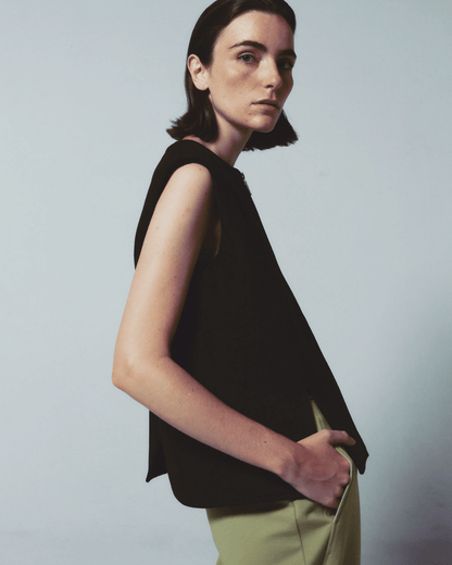 ELARA VEST